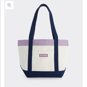 Vineyard Whale Classic Tote